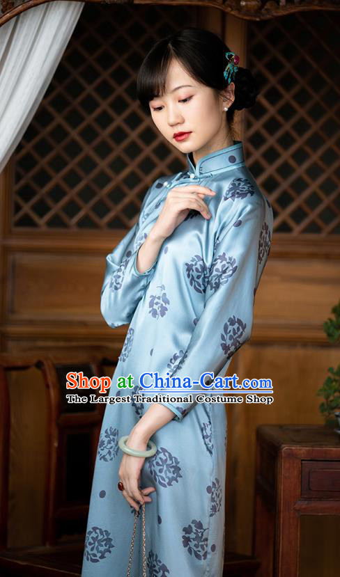 Republic of China Classical Blue Silk Qipao Dress Traditional National Costume Women Cheongsam