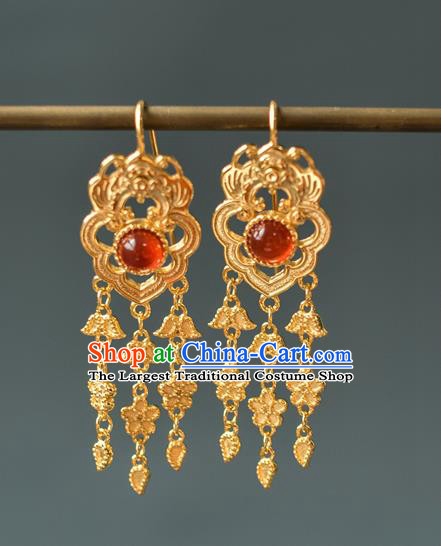 China Traditional Qing Dynasty Princess Agate Earrings Ancient Gilding Bat Ear Jewelry Accessories