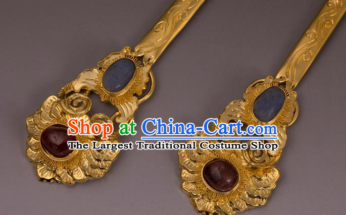 China Ancient Queen Golden Butterfly Hairpin Handmade Hair Accessories Traditional Ming Dynasty Court Gems Hair Stick