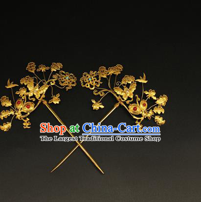 China Ancient Imperial Consort Golden Butterfly Hair Stick Handmade Hair Accessories Traditional Ming Dynasty Court Hairpin