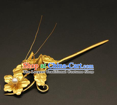 China Ancient Imperial Consort Hairpin Traditional Qing Dynasty Court Hair Accessories Handmade Golden Grasshopper Hair Clip