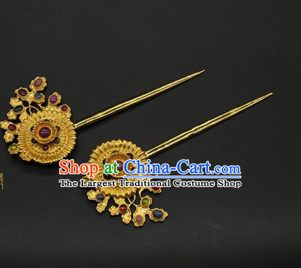 China Traditional Ming Dynasty Gems Hair Stick Handmade Golden Hairpin Ancient Court Empress Hair Accessories