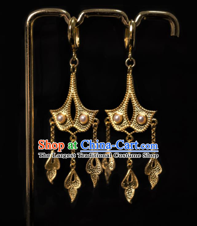 China Ancient Golden Ginkgo Leaf Ear Jewelry Traditional Tang Dynasty Imperial Concubine Pearls Earrings