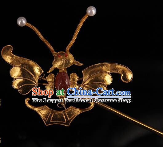 China Handmade Queen Ruby Hair Stick Traditional Palace Headpiece Ancient Qing Dynasty Empress Golden Butterfly Hairpin