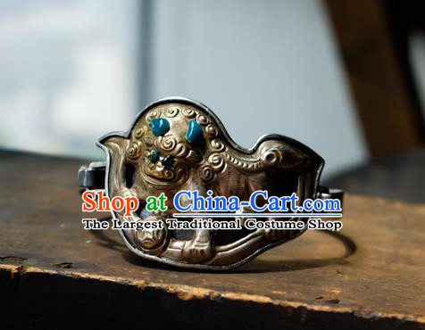 Chinese Handmade Bracelet Accessories Traditional Silver Carving Lion Jewelry