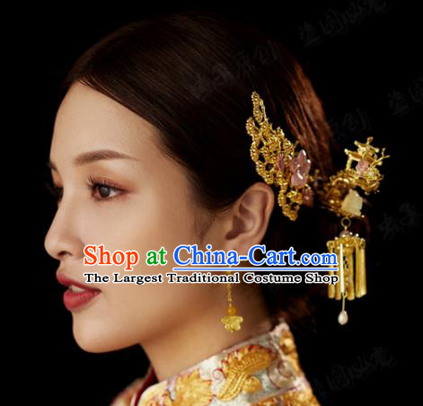 China Traditional Hanfu Shell Plum Hair Stick Xiuhe Suit Hair Accessories Wedding Bride Pine Hairpin