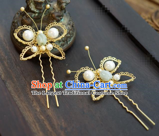 China Ancient Princess Jade Hair Sticks Traditional Xiuhe Suit Hair Jewelry Accessories Court Golden Butterfly Hairpin