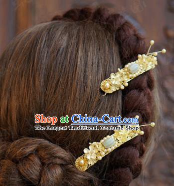 China Ancient Princess Jade Hairpins Traditional Xiuhe Suit Hair Accessories Wedding Bride Golden Hair Sticks