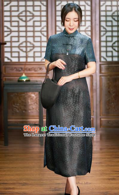 Traditional Chinese Graceful Black Cheongsam Tang Suit Silk Qipao Dress for Women