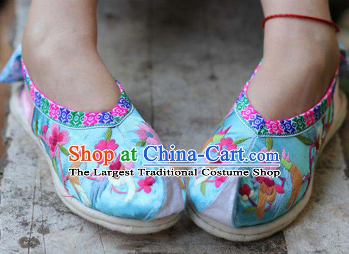 Chinese Handmade Blue Satin Embroidered Shoes Hanfu Shoes Traditional National Shoes for Women