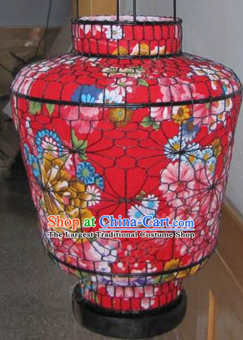 Chinese Outdoor Classical Printing Flower Red Palace Lantern Traditional Handmade Ironwork Ceiling Lamp