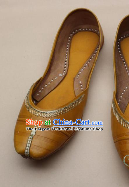 Asian Nepal National Handmade Yellow Leather Shoes Indian Traditional Folk Dance Shoes for Women