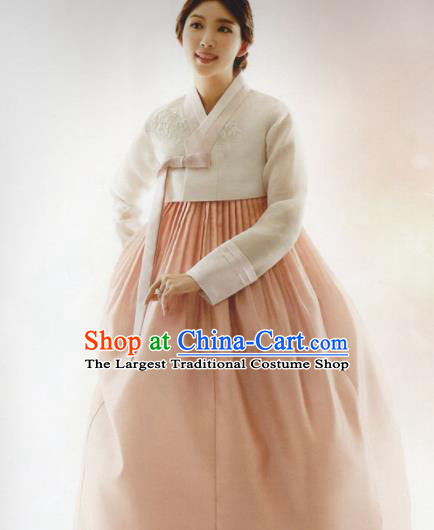 Korean Traditional Hanbok Bride Beige Blouse and Light Pink Dress Outfits Asian Korea Fashion Costume for Women