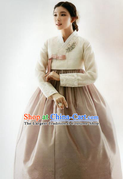 Korean Traditional Hanbok Mother White Blouse and Cameo Brown Dress Outfits Asian Korea Wedding Fashion Costume for Women