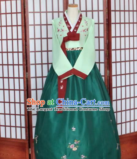 Korean Traditional Hanbok Green  Blouse and Deep Green Dress Outfits Asian Korea Wedding Fashion Costume for Women