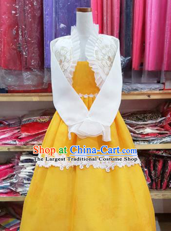 Korean Traditional Court Hanbok Garment White Blouse and Yellow Dress Asian Korea Fashion Costume for Women