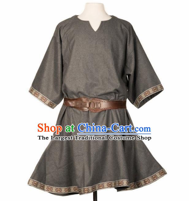 Western Middle Ages Drama Grey Shirt European Traditional Knight Costume for Men