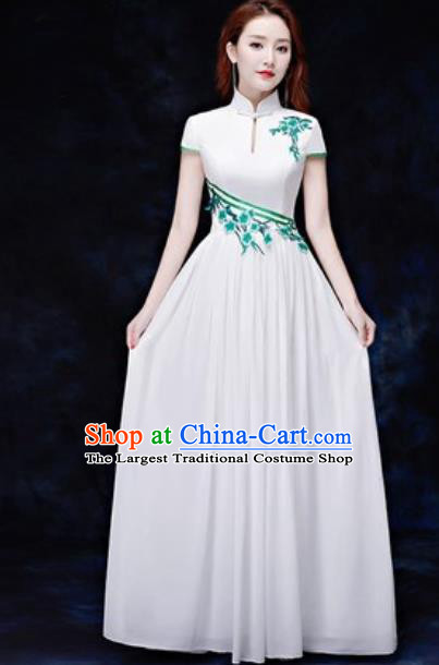 Chinese Traditional Embroidered White Qipao Dress Compere Cheongsam Costume for Women