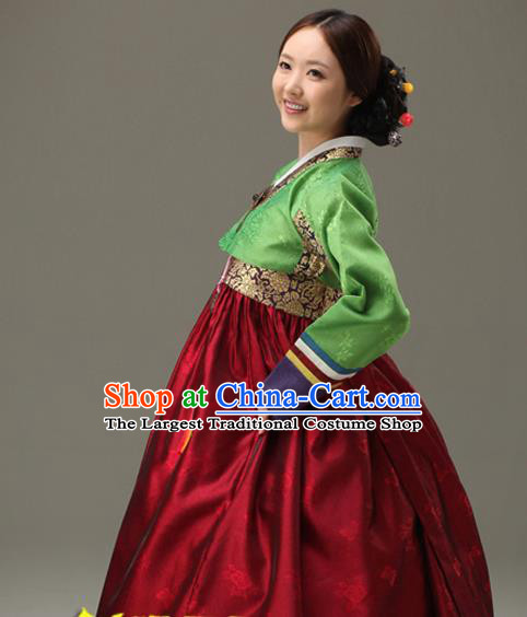 Korean Traditional Hanbok Court Green Blouse and Purplish Red Dress Garment Asian Korea Fashion Costume for Women