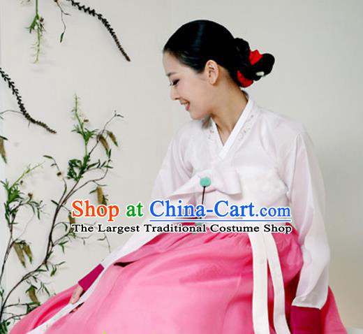 Korean Traditional Court Hanbok White Blouse and Pink Dress Garment Asian Korea Fashion Costume for Women