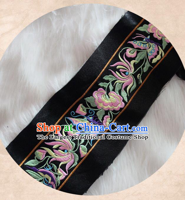 Chinese Traditional Embroidered Chrysanthemum Butterfly Black Applique Embroidery Patch Embroidery Craft Accessories