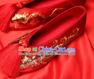 Chinese Traditional Golden Sequins Phoenix Red Embroidered Shoes Opera Shoes Hanfu Shoes Wedding Shoes for Women