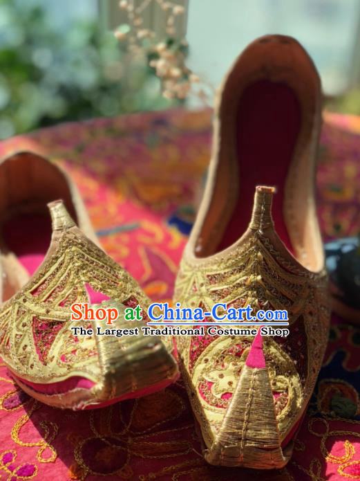 Asian India Traditional Wedding Embroidered Rosy Shoes Indian Handmade Shoes for Women