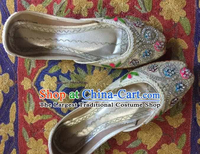 Asian India Traditional Embroidered Beige Crystal Shoes Indian Handmade Shoes for Women