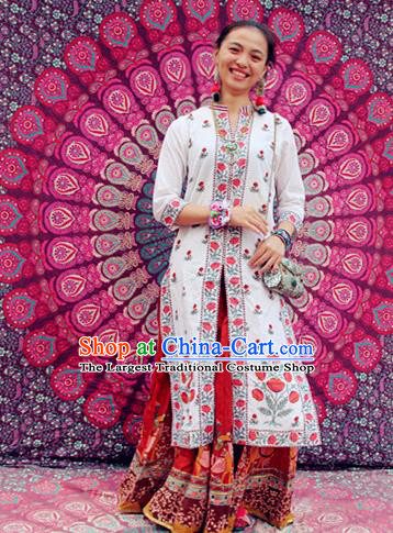 Asian India Traditional Punjab Dress Indian Folk Dance Embroidered Costumes for Women