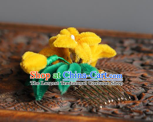 Traditional Chinese Handmade Yellow Velvet Flowers Hair Comb Headdress Ancient Hanfu Hair Accessories for Women