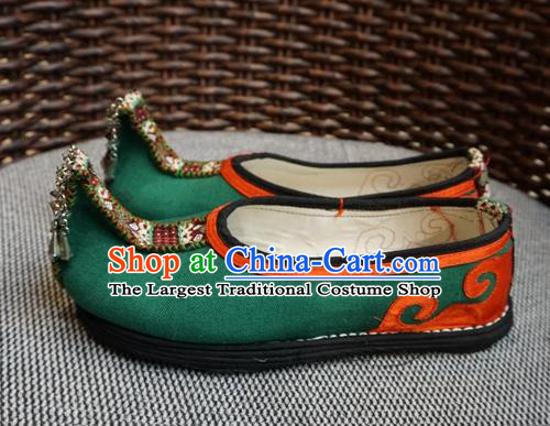 Traditional Chinese Embroidered Ethnic Wedding Green Shoes Yunnan National Shoes for Women