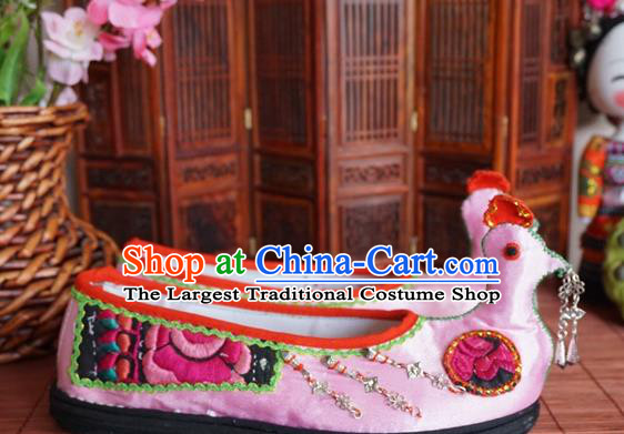 Traditional Chinese Ethnic Pink Mandarin Duck Shoes Embroidered Shoes Yunnan National Shoes for Women