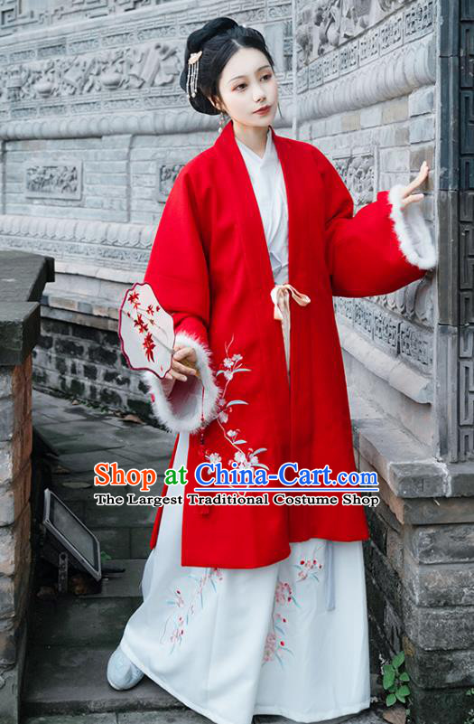 Chinese Traditional Hanfu Embroidered Red Cape Ancient Ming Dynasty Patrician Lady Winter Historical Costume for Women