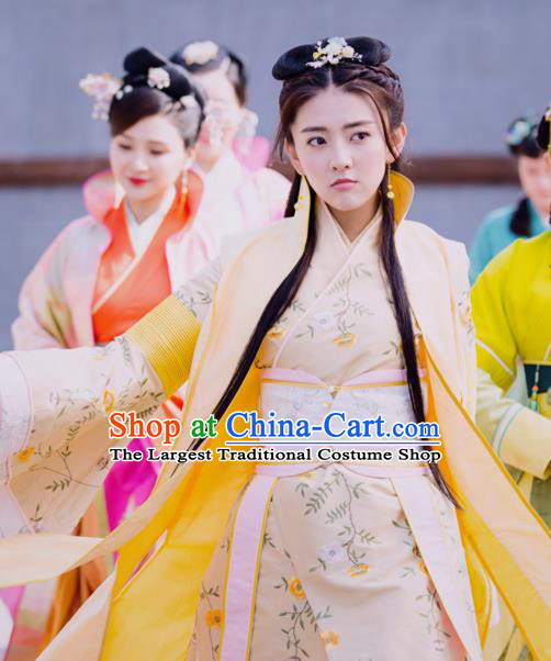 Chinese Historical Drama The Eternal Love Ancient Noble Lady Qu Tan Er Costume and Headpiece for Women