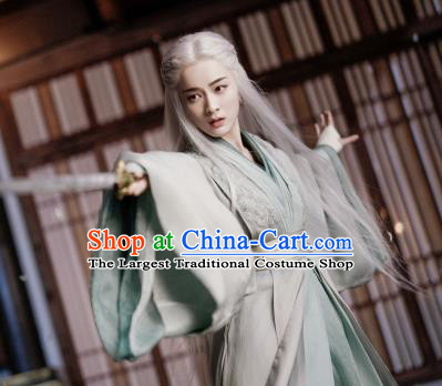 Chinese Ancient Female Swordsman Rong Le Green Historical Drama Princess Silver Costume and Headpiece for Women