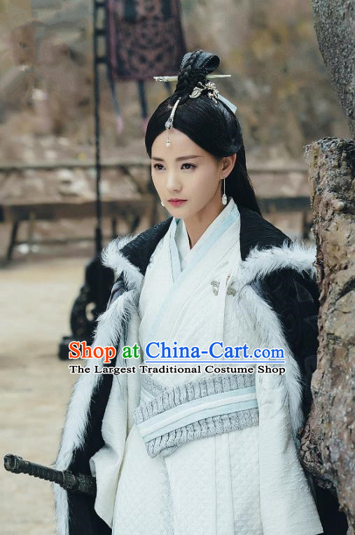 Chinese Ancient Noble Lady Dress Historical Drama Sword Dynasty Gongsun Qianxue Costume and Headpiece for Women