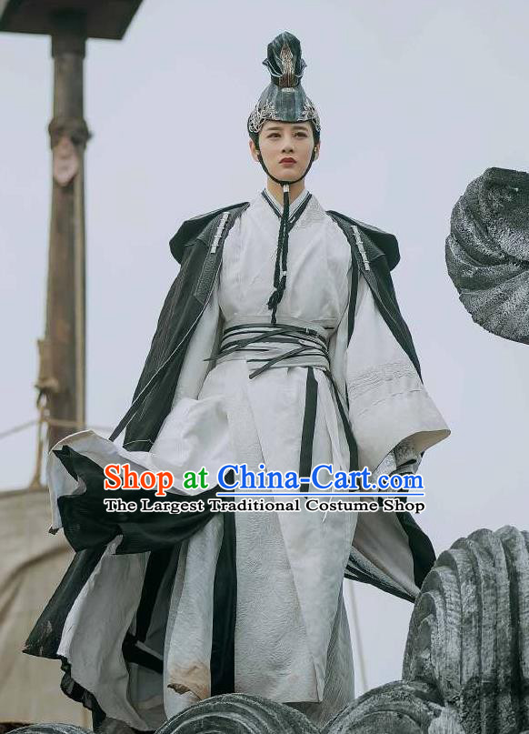 Chinese Ancient Female Swordsman Priestess Ye Celeng Dress Historical Drama Sword Dynasty Costume and Headpiece for Women