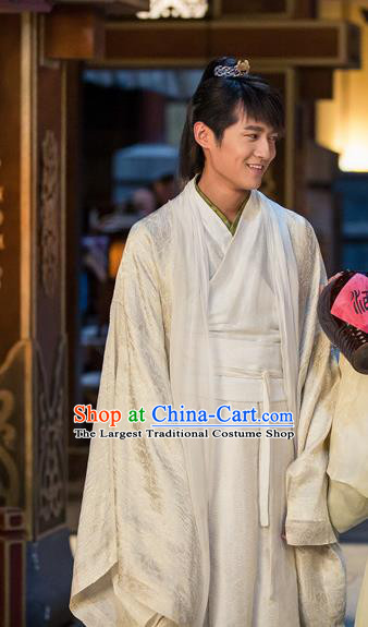 Chinese Ancient White Hanfu Clothing and Jade Hairpin Drama The Taosim Crandmaster Zhang Ling Costumes and Hairdo Crown