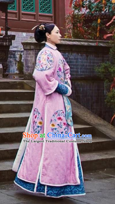 Chinese Ancient Dame Garment Manchu Pink Qipao Dress and Headwear Drama Dreaming Back to the Qing Dynasty Fourth Rani Apparels Costumes