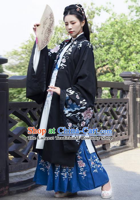 Traditional Chinese Ancient Patrician Female Embroidered Hanfu Dress Garment Song Dynasty Noble Infanta Historical Costumes for Women