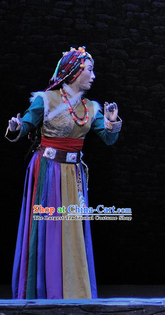 Chinese Sichuan Opera Young Lady Costumes and Hair Accessories Chen Ai Luo Ding Traditional Peking Opera Tibetan Female Dress Ta Na Apparels