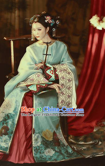 Chinese Traditional Qing Dynasty Noble Female Hanfu Dress Apparels Ancient Princess Consort Historical Costumes and Headpieces Complete Set