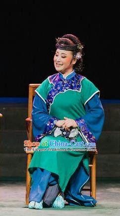 Chinese Sichuan Highlights Opera Dame Guo Xiuyun Garment Costumes and Headdress Gua Yin Zhi Xian Traditional Peking Opera Elderly Female Dress Dame Apparels