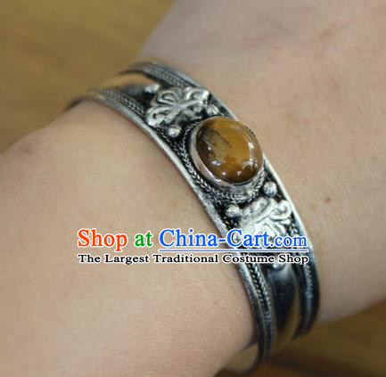 Chinese Traditional Tibetan Nationality Brown Kallaite Bracelet Jewelry Accessories Decoration Handmade Zang Ethnic Silver Carving Bangle for Women