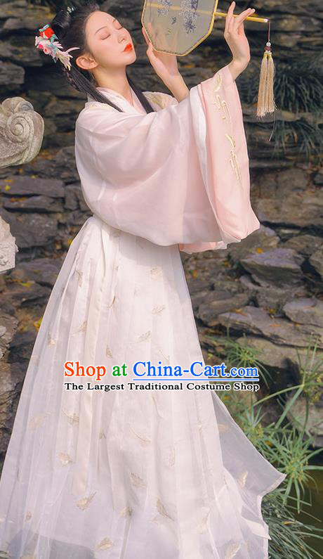 Traditional Chinese Jin Dynasty Royal Princess Dress Hanfu Apparels Ancient Infanta Historical Costumes Blouse and Skirt Complete Set