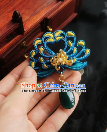 Chinese Classical Cheongsam Silk Chrysanthemum Brooch Traditional Hanfu Accessories Handmade Jade Breastpin for Women