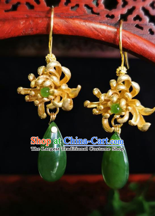 Chinese Handmade Qing Dynasty Golden Chrysanthemum Earrings Traditional Hanfu Ear Jewelry Accessories Classical Court Eardrop for Women