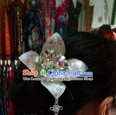 Chinese Dai Nationality Water Sprinkling Festival Tassel Hairpin Traditional Ethnic Dance Hair Accessories Handmade Flowers Hair Clip for Women