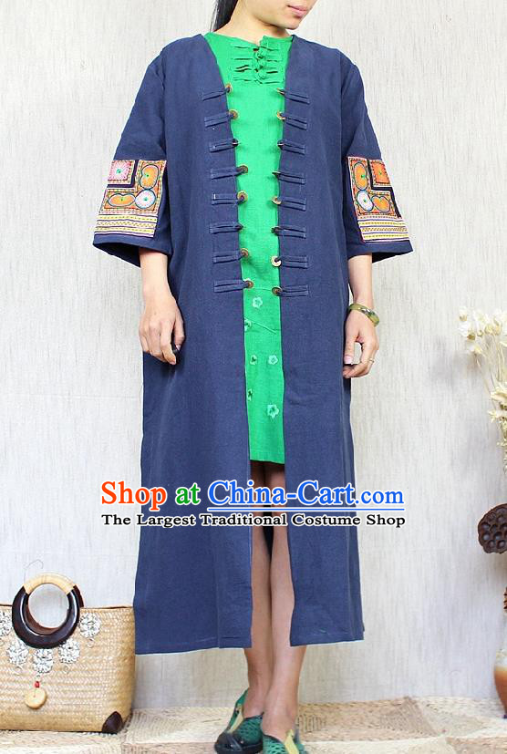 Traditional Chinese Embroidered Navy Flax Dust Coat National Costume Tang Suit Overcoat for Women