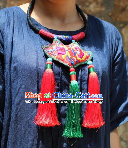 Chinese Handmade Miao Ethnic Embroidered Necklet Accessories Traditional Minority Tassel Necklace for Women